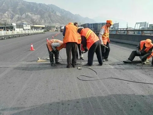 江干道路桥梁病害治理